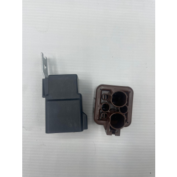 Przekaźnik 3779879m1 v3779879