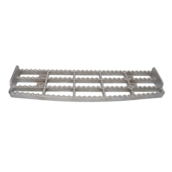 Schodek kabiny 331/39996